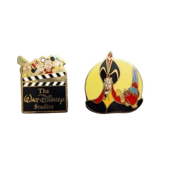 Vintage Disney Mickey Jafar Aladdin Logo Director Clapperboard Pin Walt … - Picture 1 of 10